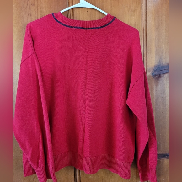 3/30$🎉SALE!!!🎉 Tommy Hilfiger Womens Size M Logo Sweater - Picture 3 of 3